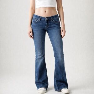 Levi’s 518 Low Rise Flare Jeans | Size 27 | Vintage Y2K Denim